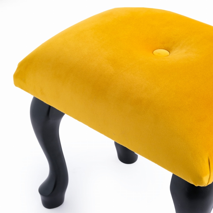 Tabouret de coiffeuse touffeté en papaye, élégant et confortable