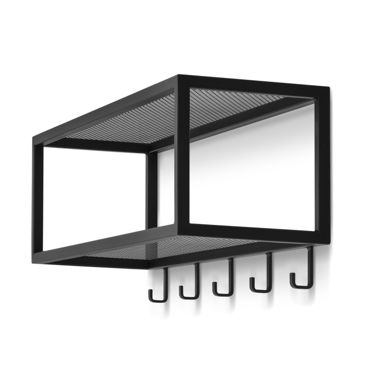 Cintre en métal noir avec étagère