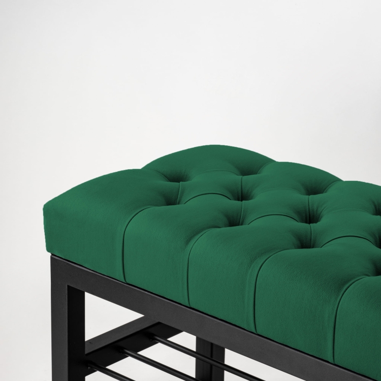 Banc de chambre de style industriel en vert avec étagères en acier