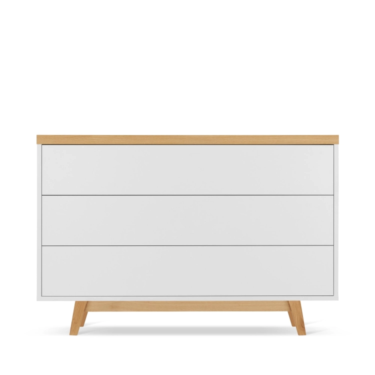 Komoda z litego dębu z szufladami, wysoka forma i skandynawski design do nowoczesnych wnętrz