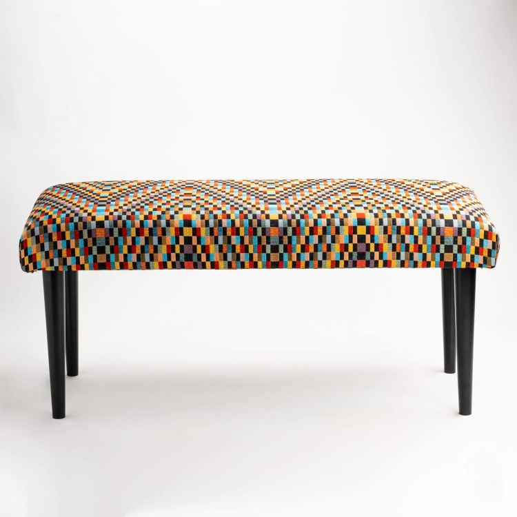 Banc à motifs avec assise rembourrée et base noire
