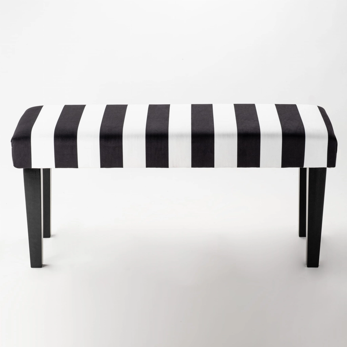 Banc rembourré à motifs rayés