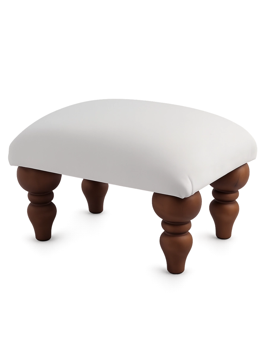 Repose-pieds pour fauteuil en blanc, meuble pratique et esthétique
