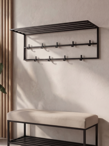 Porte-manteau en acier noir avec étagère pour le mur dans le couloir, pratique et moderne