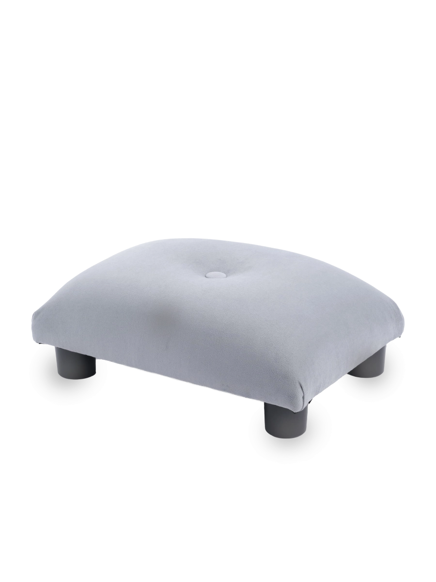 Repose-pieds matelassé gris doux, un équipement pratique et esthétique