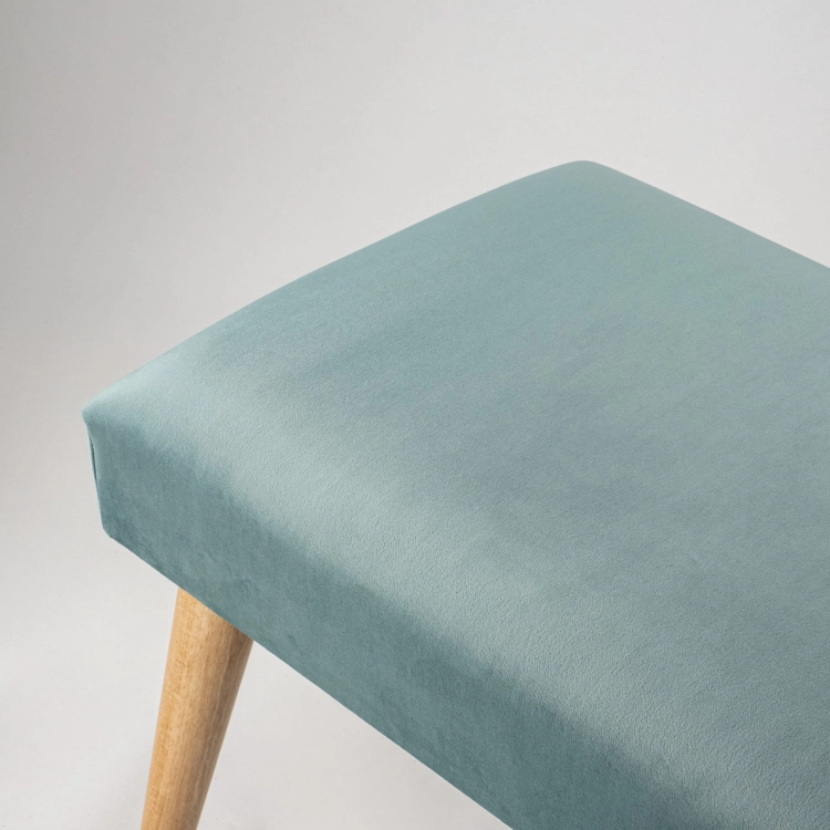 Banc élégant rembourré couleur menthe avec pieds en bois
