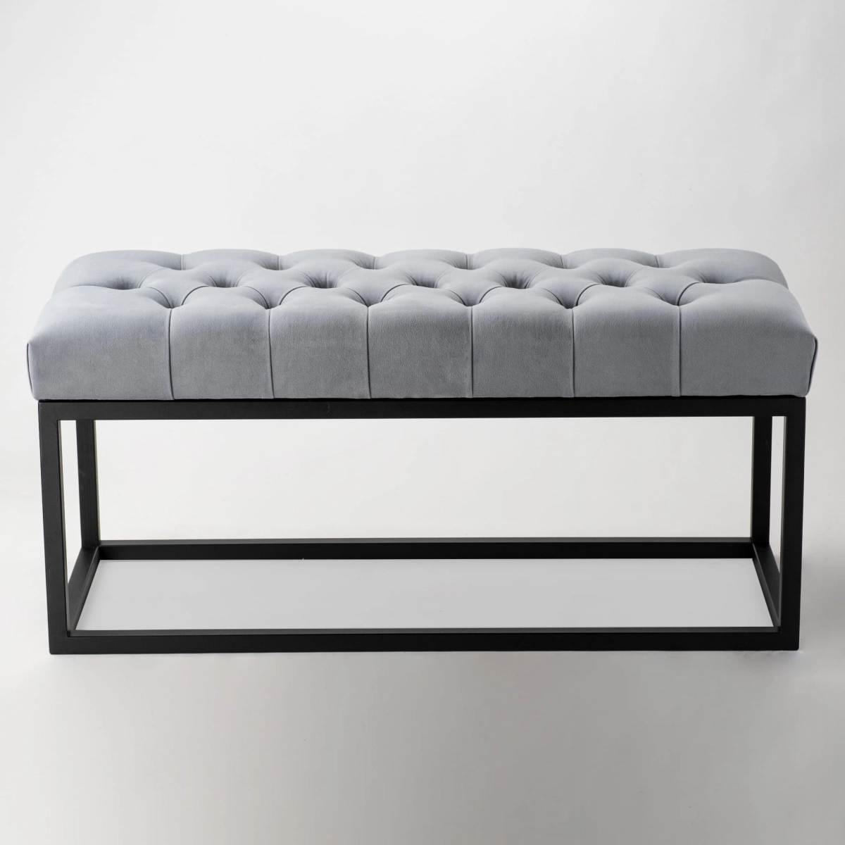 Banc matelassé Loft sur base en métal