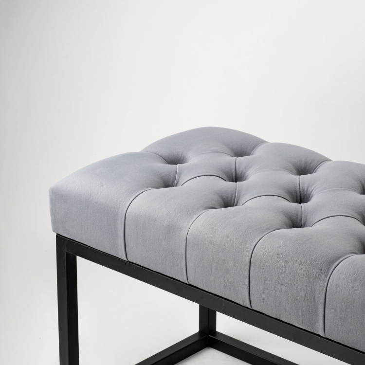 Banc industriel matelassé sur structure métallique