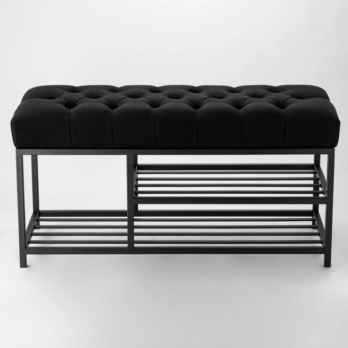 Banc en métal noir, parfait pour le couloir
