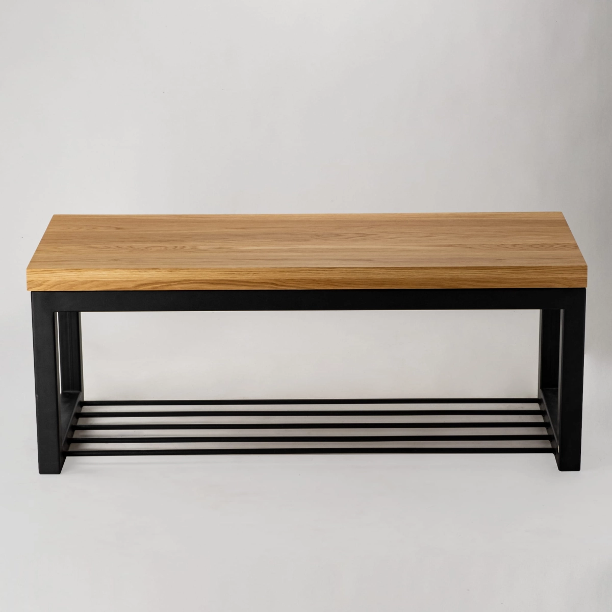 Banc industriel avec plateau en bois et étagère en métal